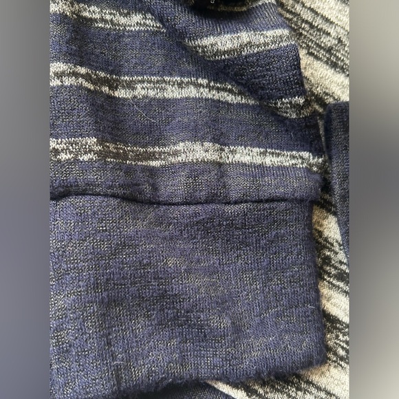 Rag and Bone The Knit Striped Pullover in Large. Heathered grey stripes /navy - Picture 13 of 16